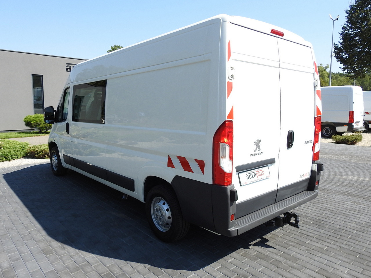 Panel van PEUGEOT BOXER BOX DELIVERY VAN 7 SEATS 110HP: picture 10 Panel van PEUGEOT BOXER BOX DELIVERY VAN 7 SEATS 110HP: picture 10