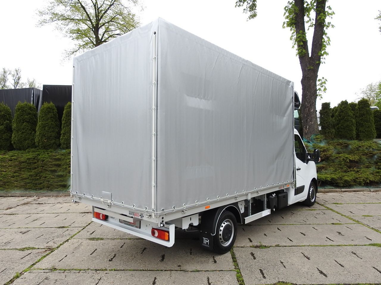 RENAULT MASTER NEW TARPAULIN 8 PALLETS CRUISE CONTROL LED LIGHTS AIR CONDITIONING 165HP - Curtain side van: picture 3 RENAULT MASTER NEW TARPAULIN 8 PALLETS CRUISE CONTROL LED LIGHTS AIR CONDITIONING 165HP - Curtain side van: picture 3