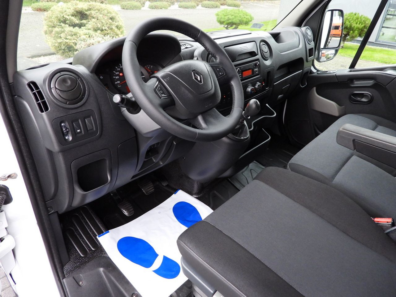 RENAULT MASTER TARPAULIN 10 PALLETS WEBASTO CRUISE CONTROL AIR CONDITIONING  170HP - Curtain side van: picture 2 RENAULT MASTER TARPAULIN 10 PALLETS WEBASTO CRUISE CONTROL AIR CONDITIONING  170HP - Curtain side van: picture 2