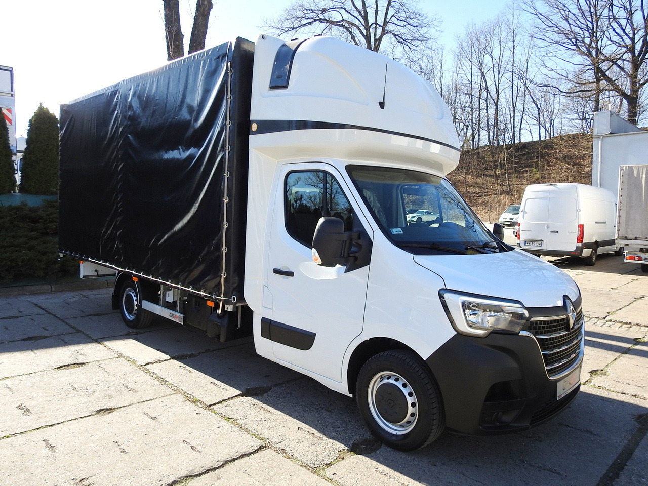 RENAULT MASTER TARPAULIN 10 PALLETS WEBASTO CRUISE CONTROL AIR CONDITIONING LED LIGHTS  165HP - Curtain side van: picture 4 RENAULT MASTER TARPAULIN 10 PALLETS WEBASTO CRUISE CONTROL AIR CONDITIONING LED LIGHTS  165HP - Curtain side van: picture 4