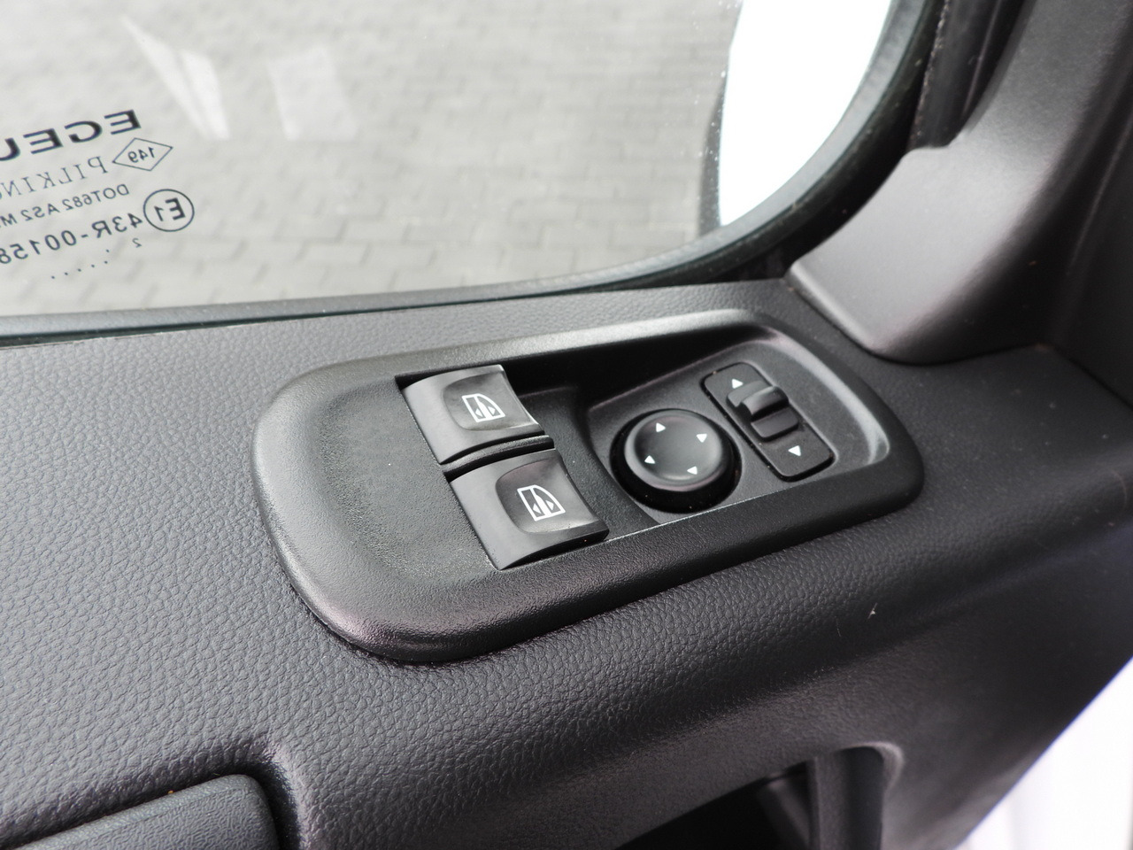 Curtain side van RENAULT MASTER TARPAULIN 10 PALLETS WEBASTO CRUISE CONTROL LED LIGHTS PNEUMATICS AIR CONDITIONING 165HP: picture 34 Curtain side van RENAULT MASTER TARPAULIN 10 PALLETS WEBASTO CRUISE CONTROL LED LIGHTS PNEUMATICS AIR CONDITIONING 165HP: picture 34