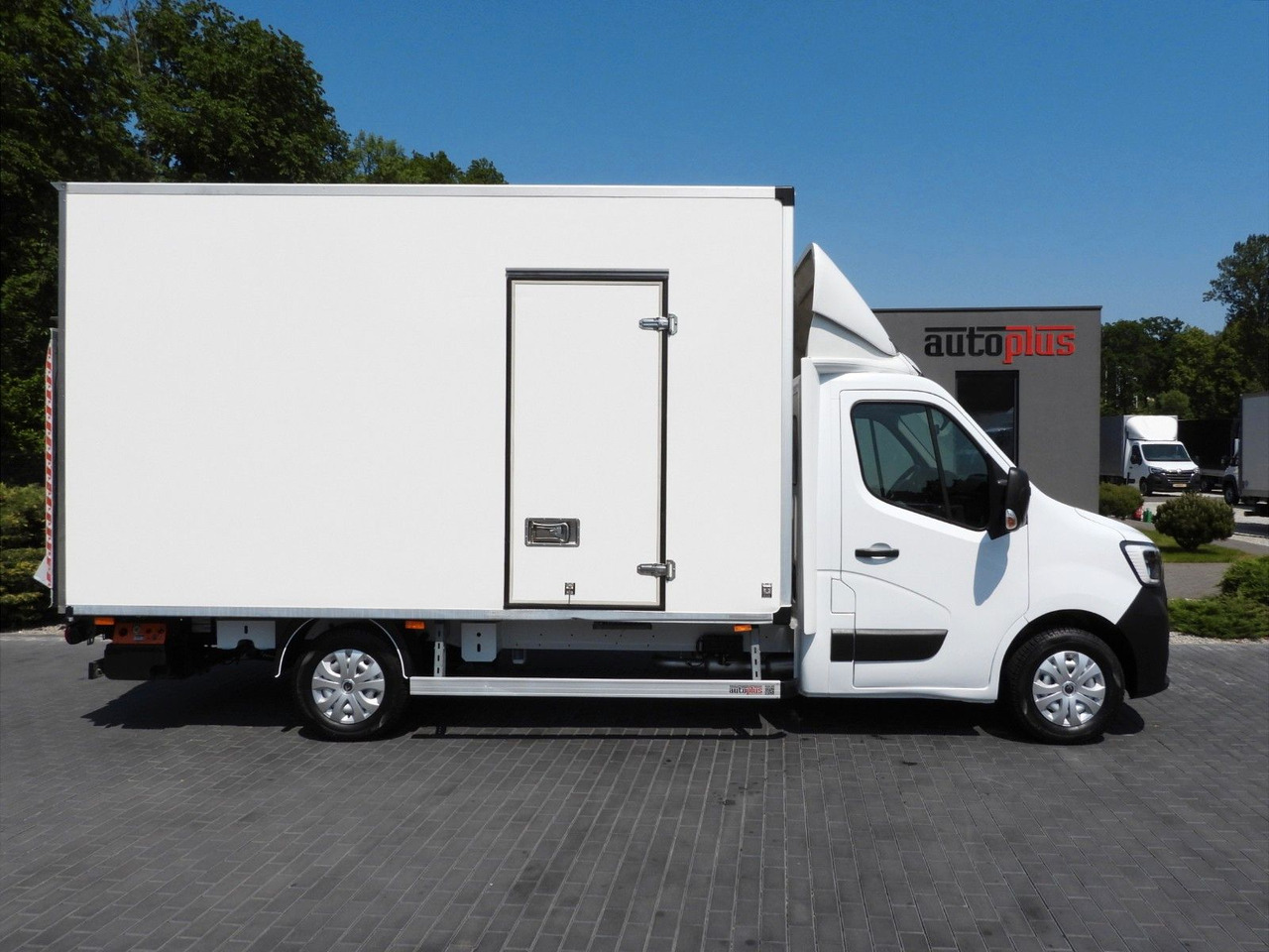 Closed box van Renault MASTER  KOFFER AUFZUG 8 PALETTEN TEMPOMAT LED: picture 7