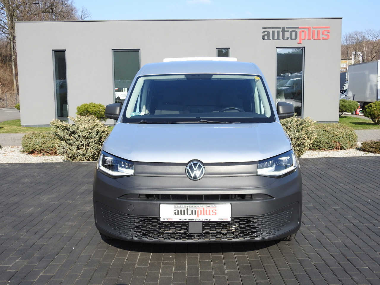 VOLKSWAGEN CADDY  REFRIGERATOR VAN -20*C HEATING FUNCTION POWER SUPPLY 230V CRUISE CONTROL LED LIGHTS AIR CONDITIONING  100HP - Refrigerated delivery van: picture 5 VOLKSWAGEN CADDY  REFRIGERATOR VAN -20*C HEATING FUNCTION POWER SUPPLY 230V CRUISE CONTROL LED LIGHTS AIR CONDITIONING  100HP - Refrigerated delivery van: picture 5
