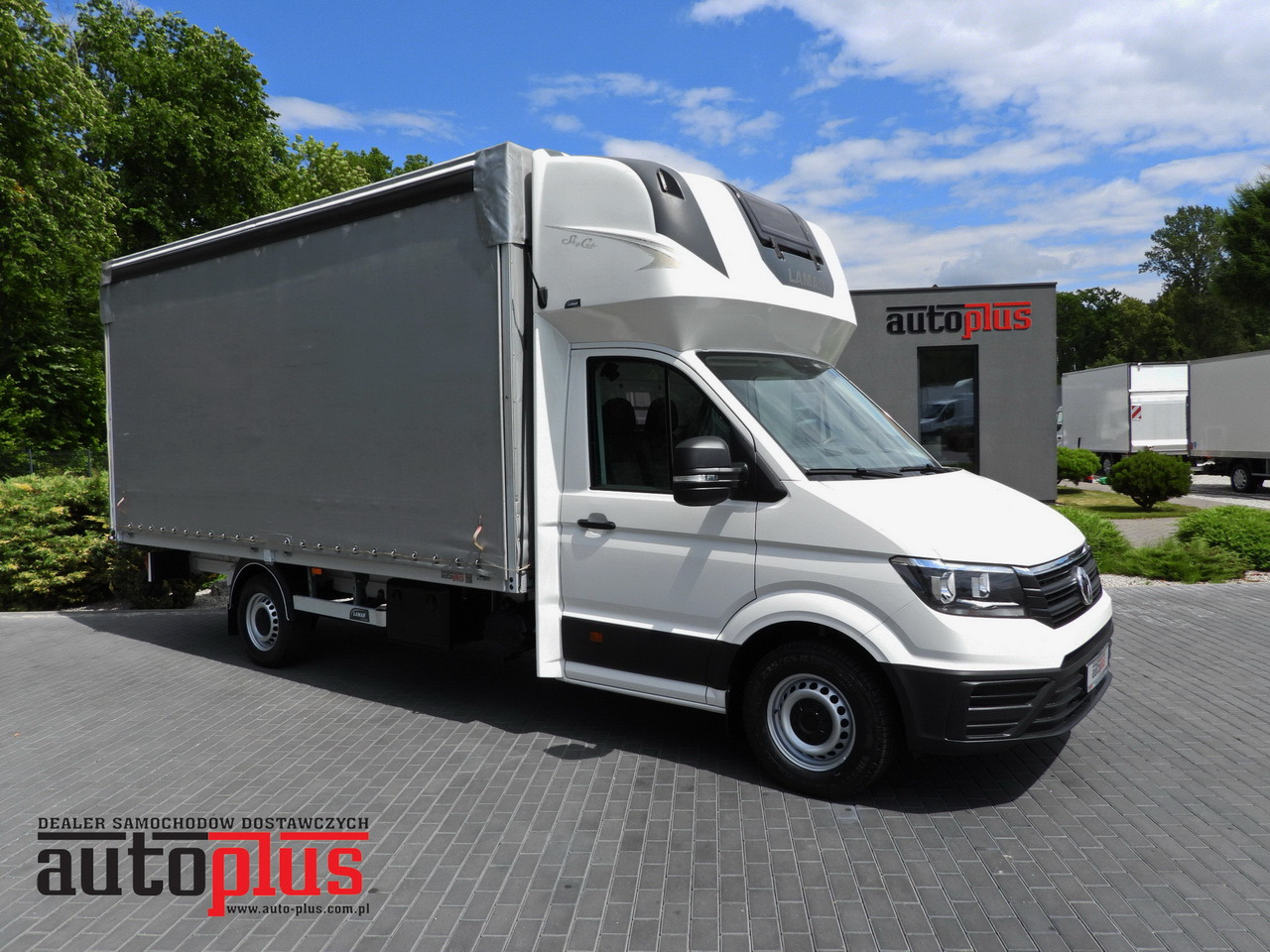 VOLKSWAGEN CRAFTER TARPAULIN 10 PALLETS WEBASTO CRUISE CONTROL AIR CONDITIONING  180HP - Curtain side van: picture 1 VOLKSWAGEN CRAFTER TARPAULIN 10 PALLETS WEBASTO CRUISE CONTROL AIR CONDITIONING  180HP - Curtain side van: picture 1
