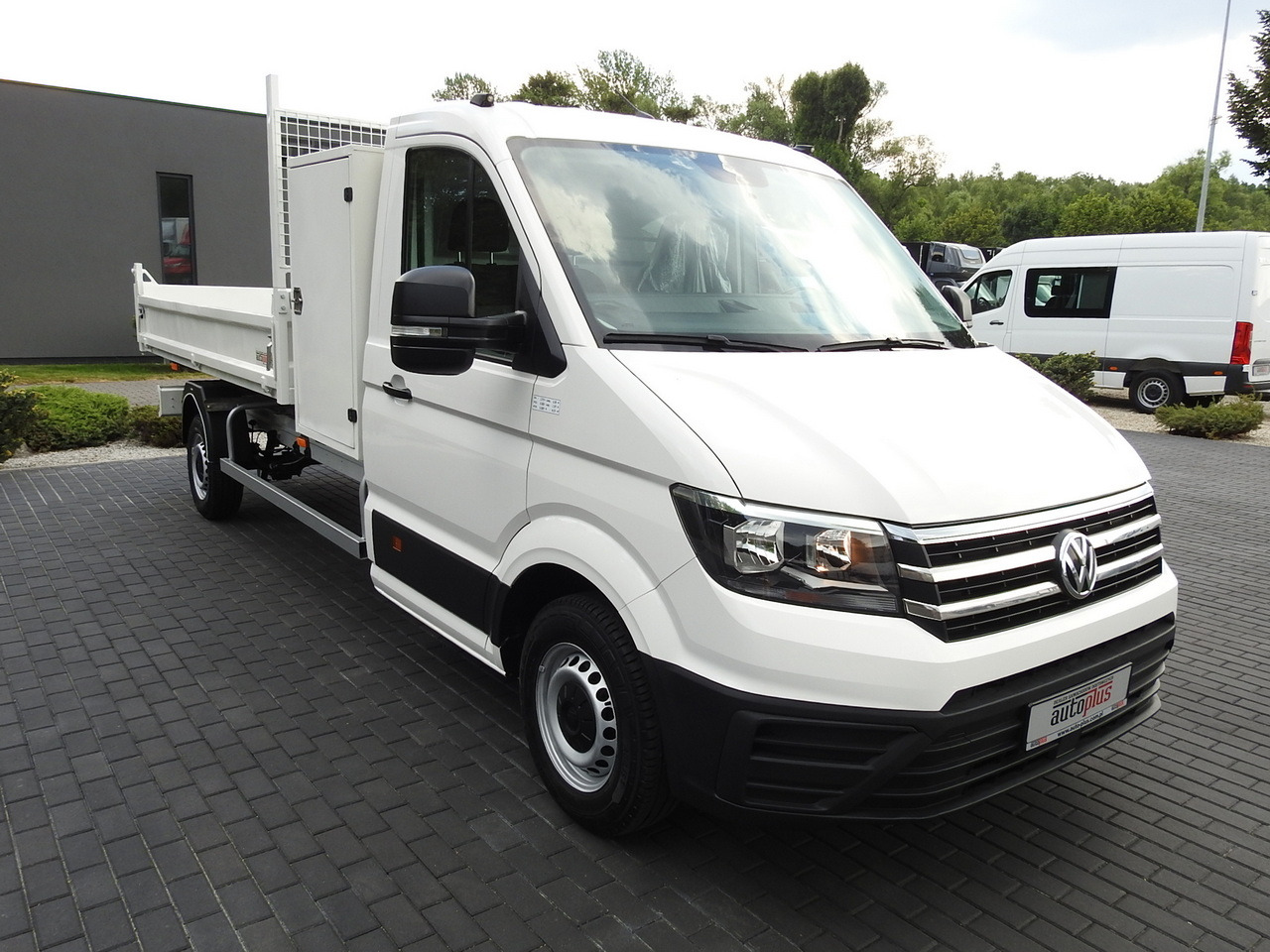 VOLKSWAGEN CRAFTER TIPPER CRUISE CONTROL  100HP - Tipper van: picture 4 VOLKSWAGEN CRAFTER TIPPER CRUISE CONTROL  100HP - Tipper van: picture 4