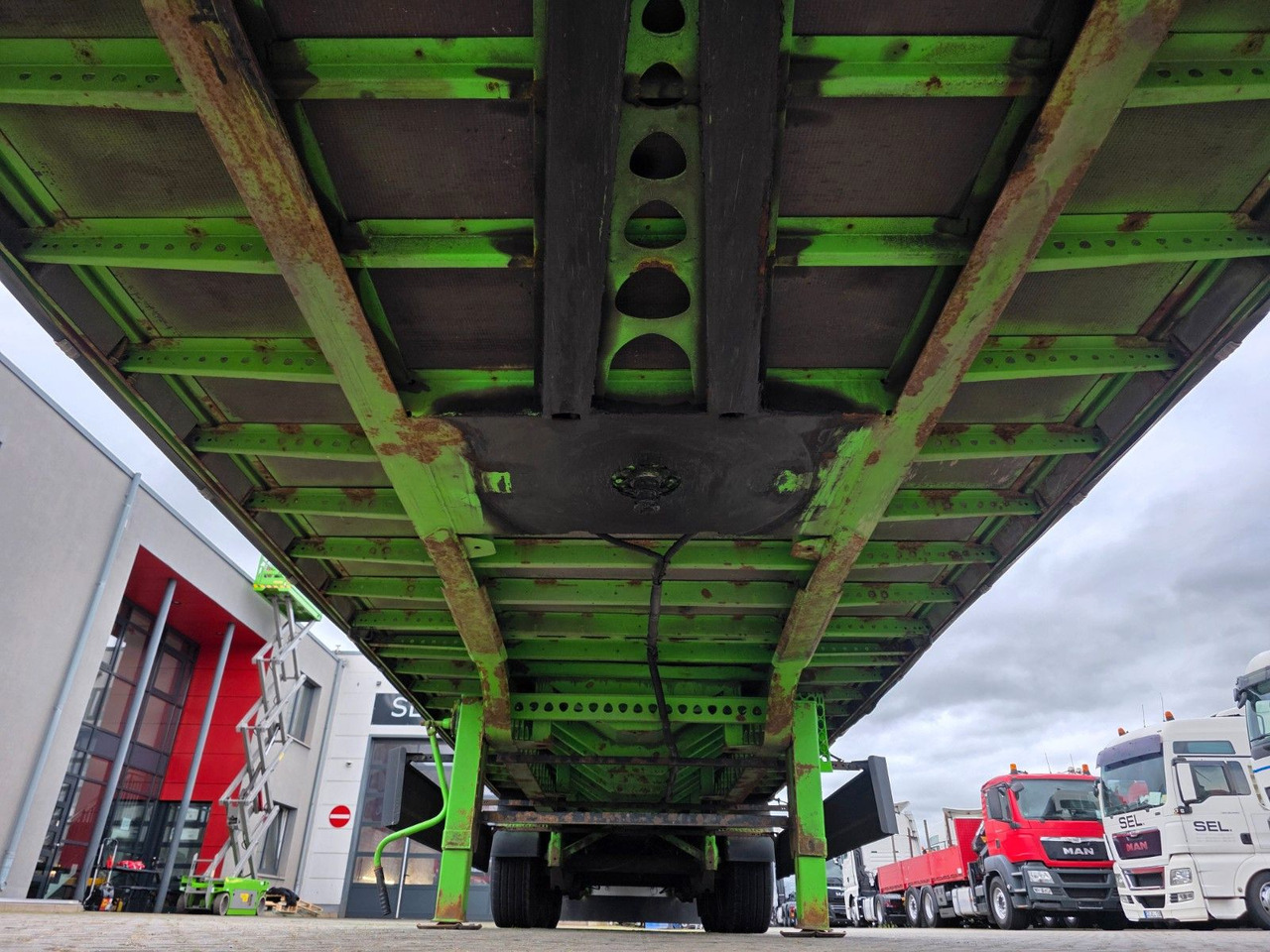 Curtainsider semi-trailer Berger SAPL 24 / Coilmulde / EDSCHA: picture 26 Curtainsider semi-trailer Berger SAPL 24 / Coilmulde / EDSCHA: picture 26