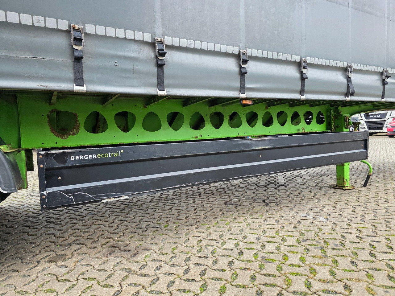 Curtainsider semi-trailer Berger SAPL 24 / Coilmulde / EDSCHA: picture 20 Curtainsider semi-trailer Berger SAPL 24 / Coilmulde / EDSCHA: picture 20