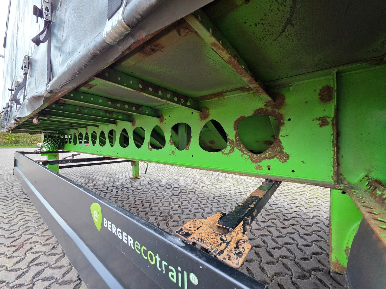 Curtainsider semi-trailer Berger SAPL 24 / Coilmulde / EDSCHA: picture 19 Curtainsider semi-trailer Berger SAPL 24 / Coilmulde / EDSCHA: picture 19