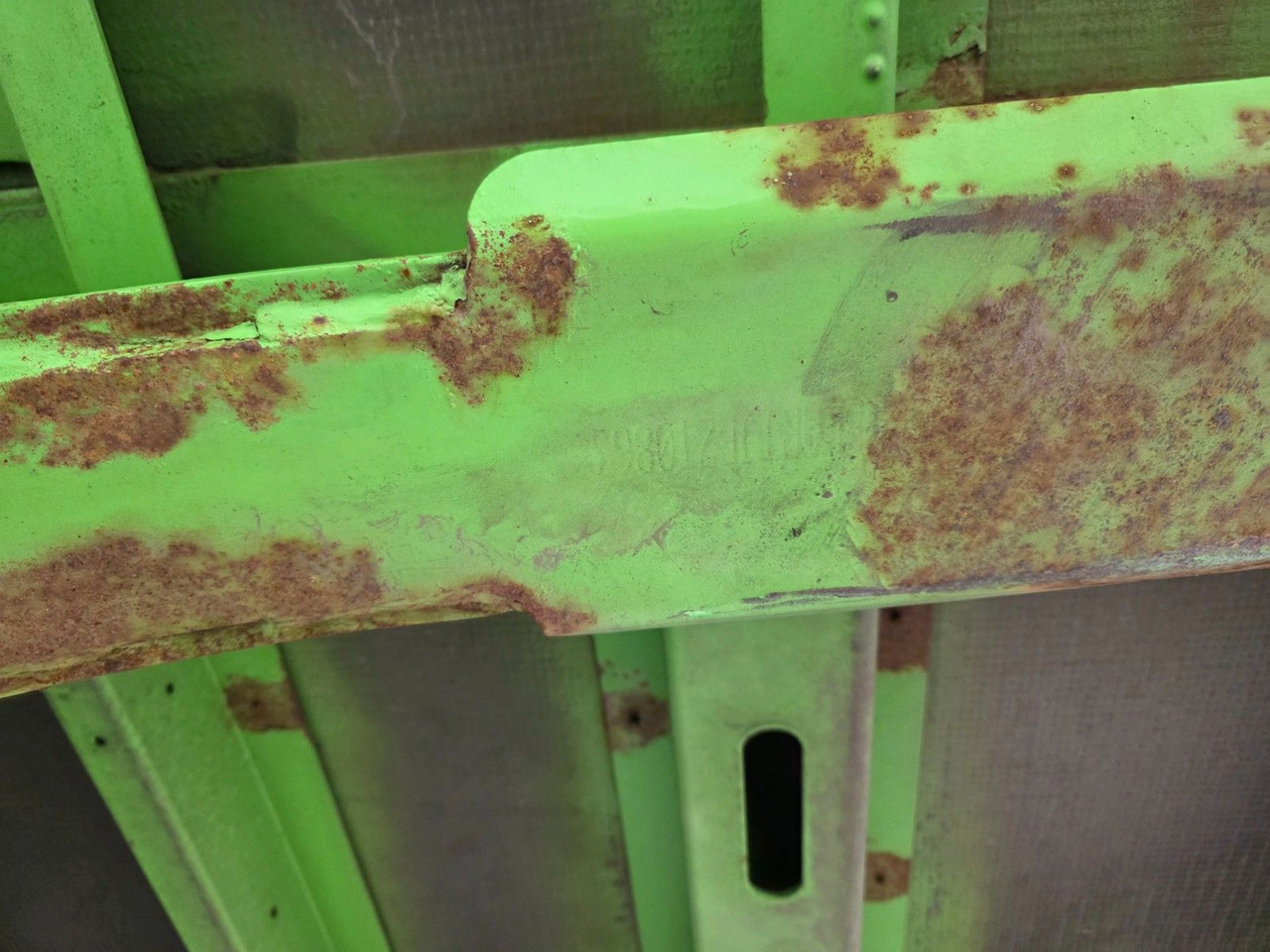 Curtainsider semi-trailer Berger SAPL 24 / Coilmulde / EDSCHA: picture 46 Curtainsider semi-trailer Berger SAPL 24 / Coilmulde / EDSCHA: picture 46