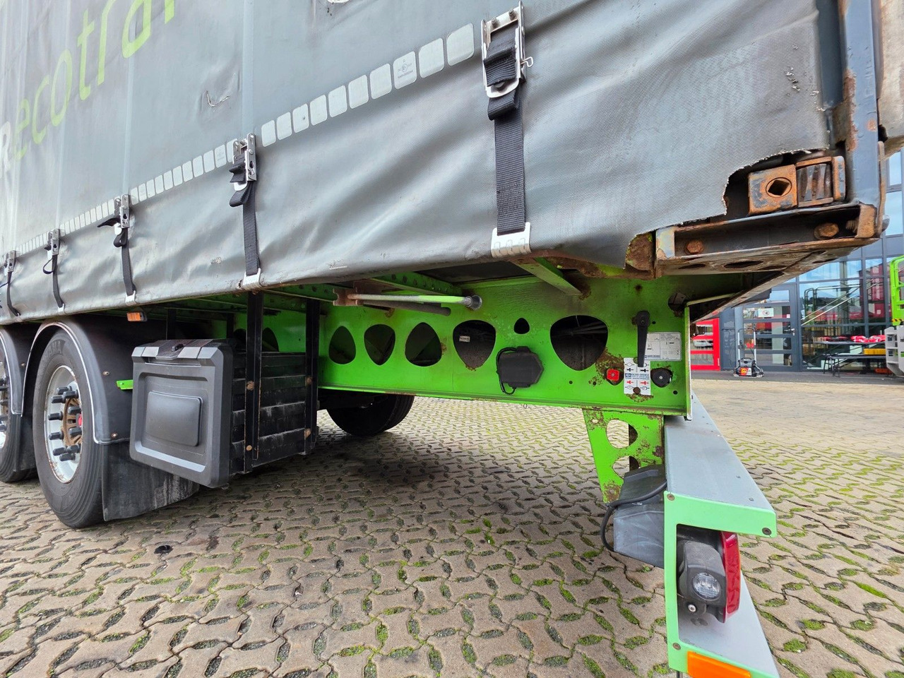 Curtainsider semi-trailer Berger SAPL 24 / Coilmulde / EDSCHA: picture 23 Curtainsider semi-trailer Berger SAPL 24 / Coilmulde / EDSCHA: picture 23