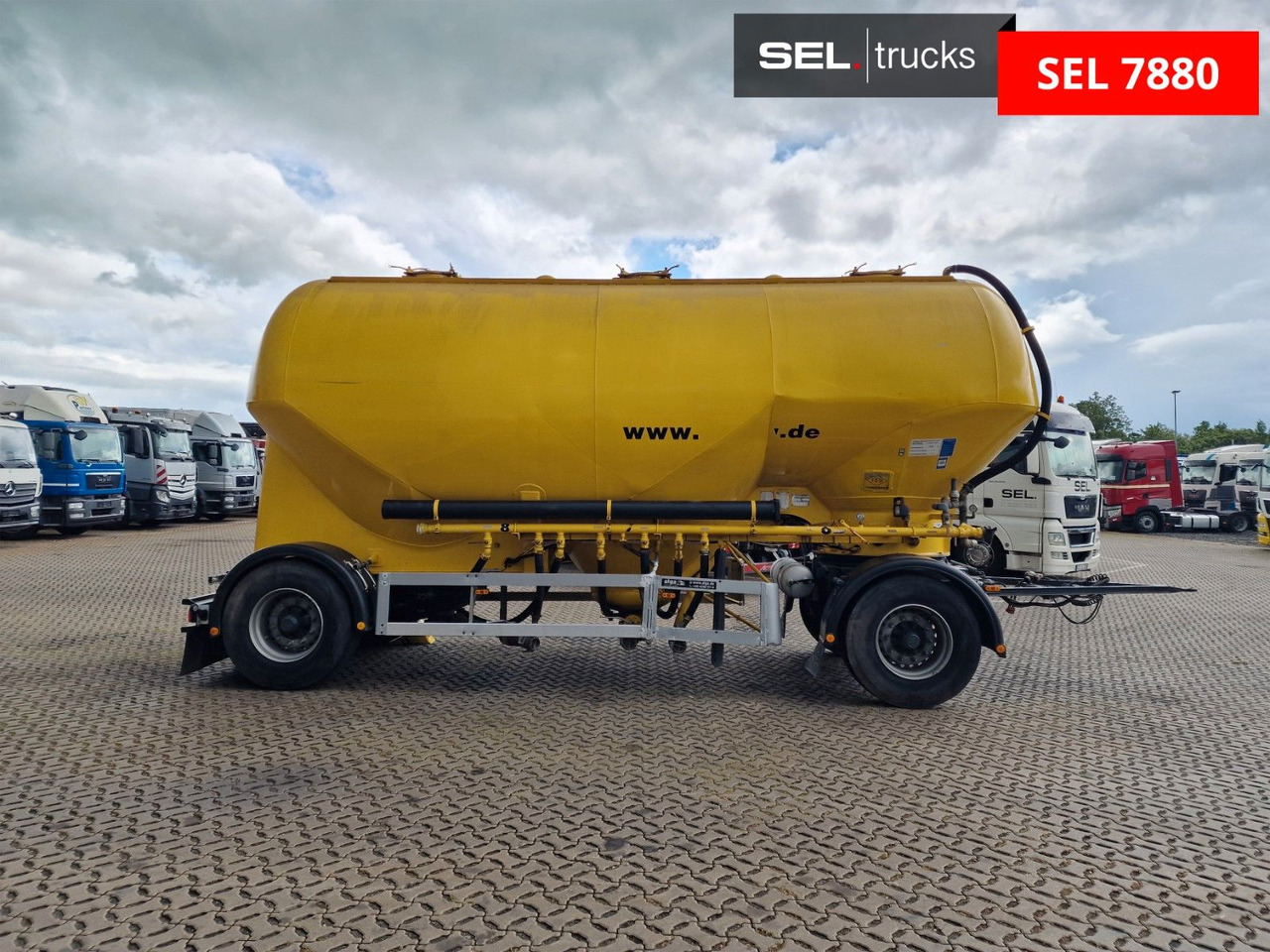 Feldbinder H.EUT 30.2 / 30.000 l - Tanker trailer: picture 4 Feldbinder H.EUT 30.2 / 30.000 l - Tanker trailer: picture 4