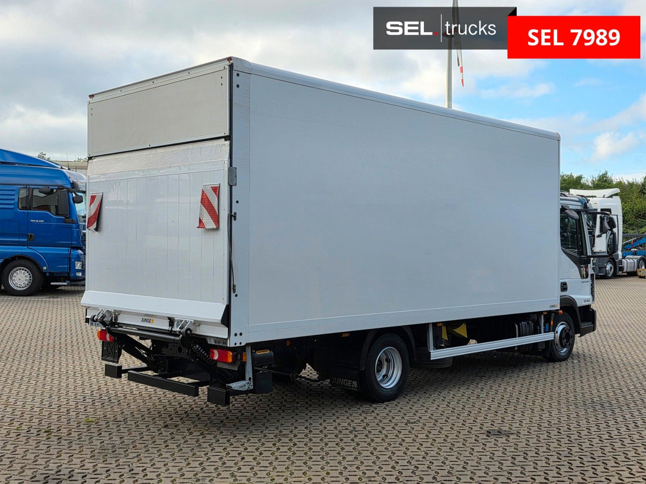 Iveco Eurocargo 75-190 /Ladebordwand / 3 Sitzen / 6D - Closed box van: picture 5 Iveco Eurocargo 75-190 /Ladebordwand / 3 Sitzen / 6D - Closed box van: picture 5