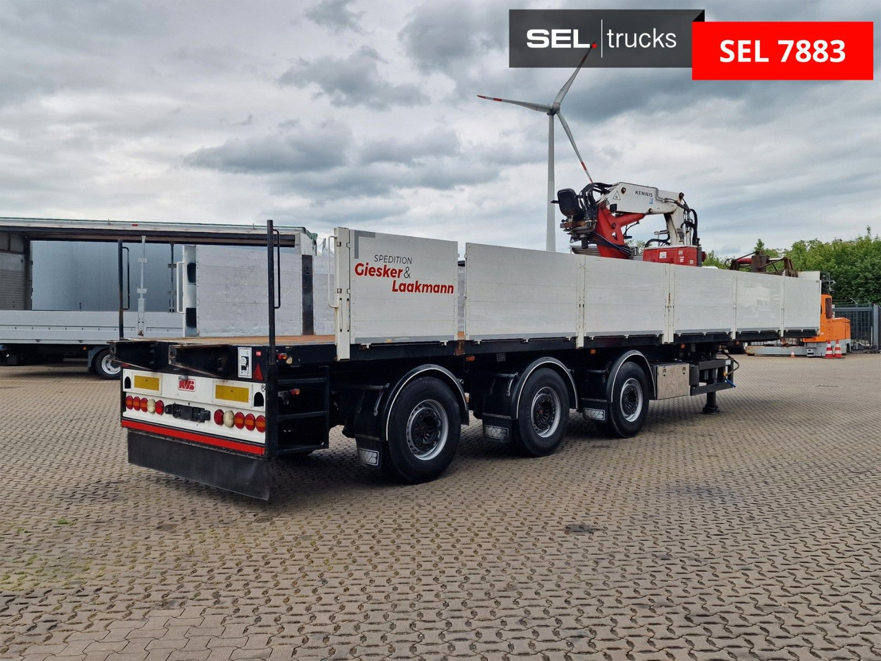 KWB P-393-STI-R1 / Rollkran / Kennis / Lenkachse - Dropside/ Flatbed semi-trailer: picture 5 KWB P-393-STI-R1 / Rollkran / Kennis / Lenkachse - Dropside/ Flatbed semi-trailer: picture 5