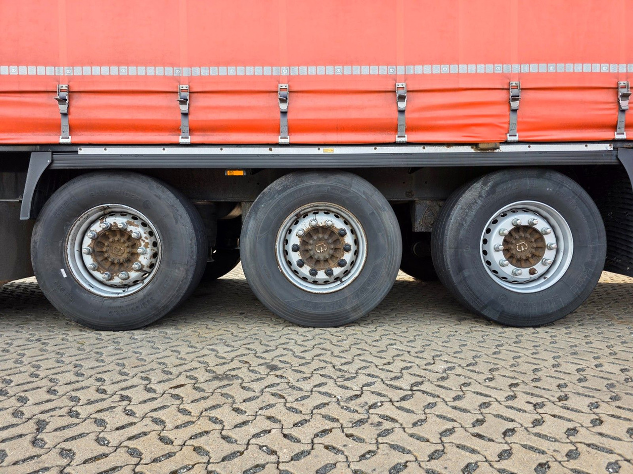 Curtainsider semi-trailer Krone SD / Palettenkasten / Liftachse: picture 29
