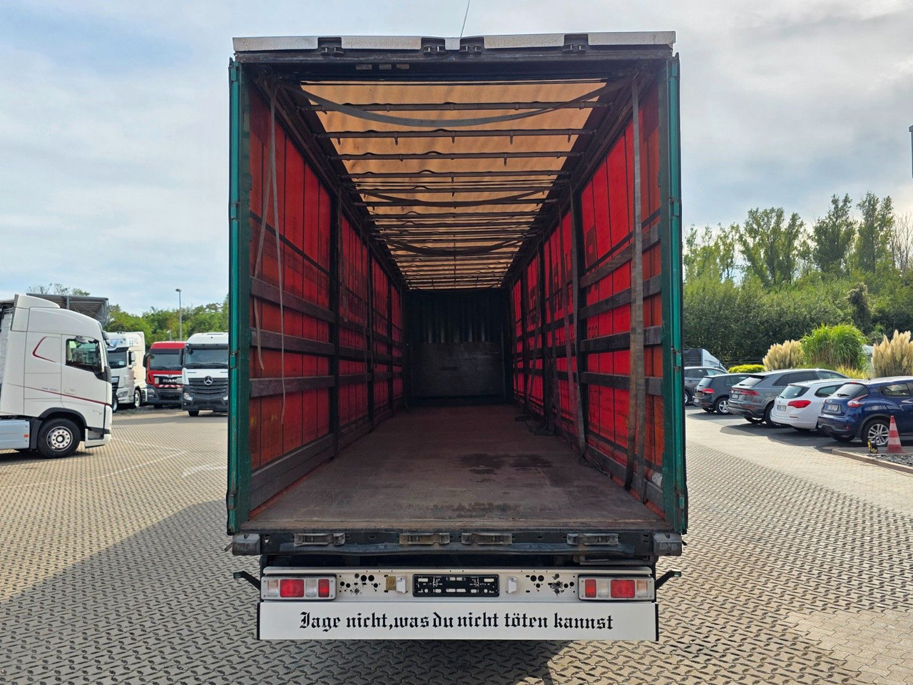 Curtainsider semi-trailer Krone SD / Palettenkasten / Liftachse: picture 9