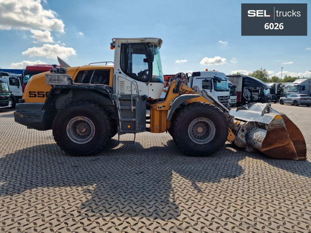 Liebherr L 550 / 2014 / 9.783 h Liebherr L 550 / 2014 / 9.783 h - Wheel loader: picture 4 Liebherr L 550 / 2014 / 9.783 h Liebherr L 550 / 2014 / 9.783 h - Wheel loader: picture 4