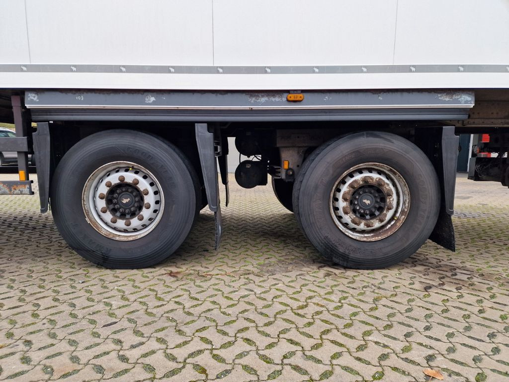 Refrigerator semi-trailer Schmitz Cargobull SKO 18/LZG - FP 45 COOL / Ldbw / Carrier Vector: picture 23