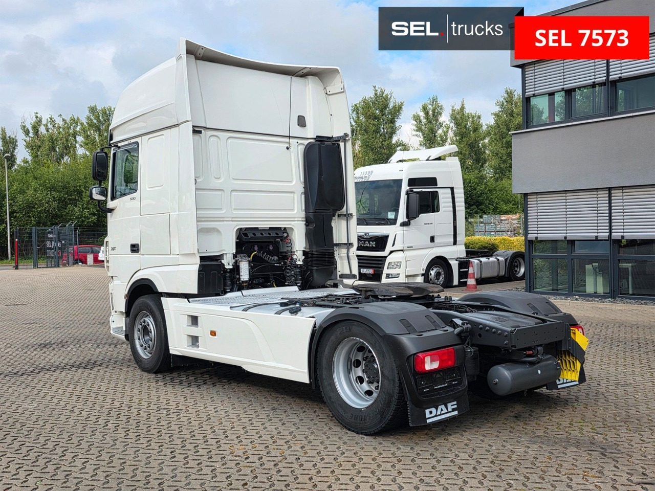 Tractor truck DAF XF 530 FT / ZF Intarder / Standklimaanlage / 6D: picture 7