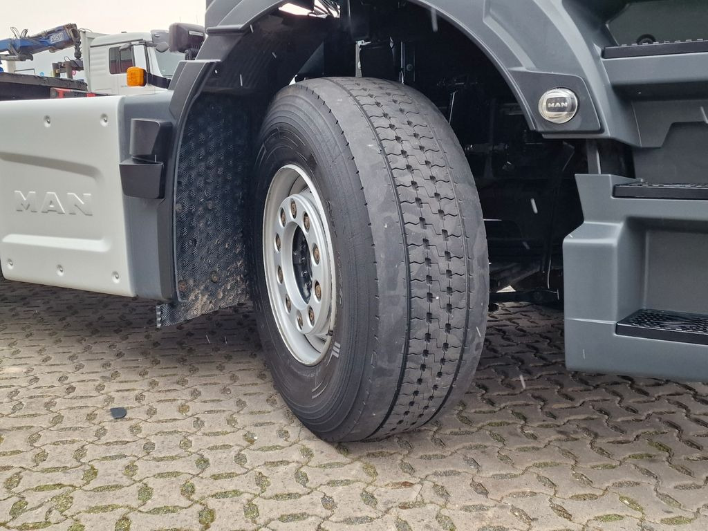 Tractor truck MAN TGS 26.510 6x2/4 BL SA / ZF Intarder / Lenkachse: picture 25
