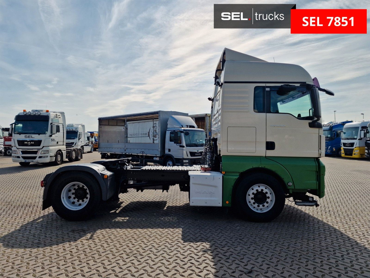 MAN TGX 18.460 4X2 BLS / Retarder / PTO / Standklima - Tractor truck: picture 4 MAN TGX 18.460 4X2 BLS / Retarder / PTO / Standklima - Tractor truck: picture 4