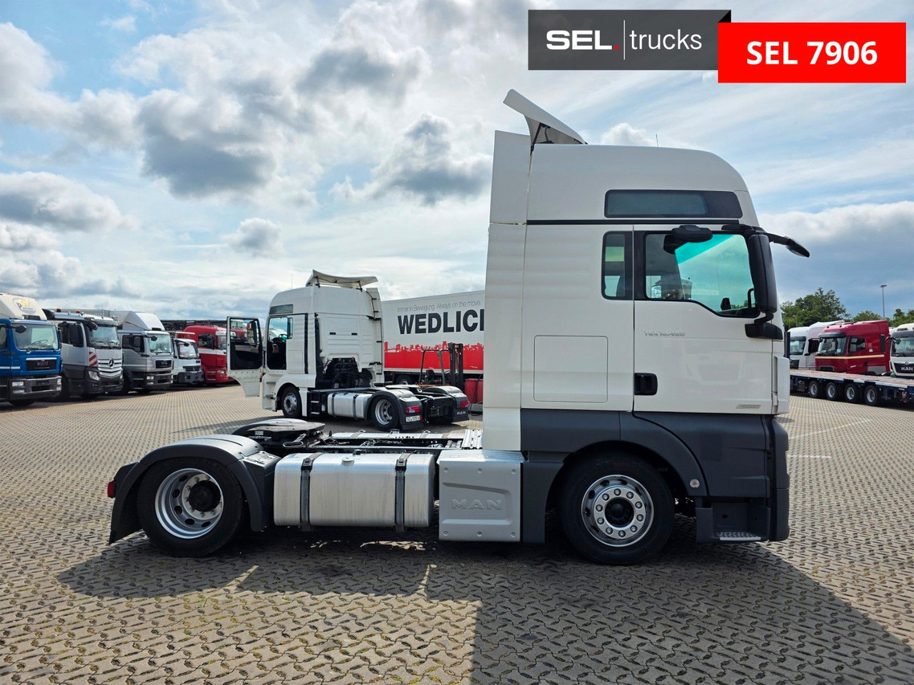 MAN TGX 18.460 4X2 LLS-U / Retarder - Tractor truck: picture 4 MAN TGX 18.460 4X2 LLS-U / Retarder - Tractor truck: picture 4
