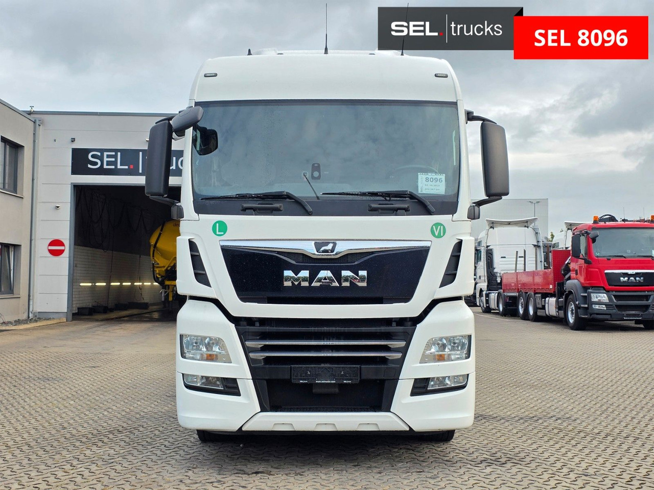 MAN TGX 18.460 BLS / 2 Tanks - Tractor truck: picture 2 MAN TGX 18.460 BLS / 2 Tanks - Tractor truck: picture 2