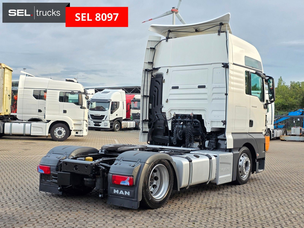 MAN TGX 18.460 LLS-U / Retarder / 2 Tanks - Tractor truck: picture 5 MAN TGX 18.460 LLS-U / Retarder / 2 Tanks - Tractor truck: picture 5