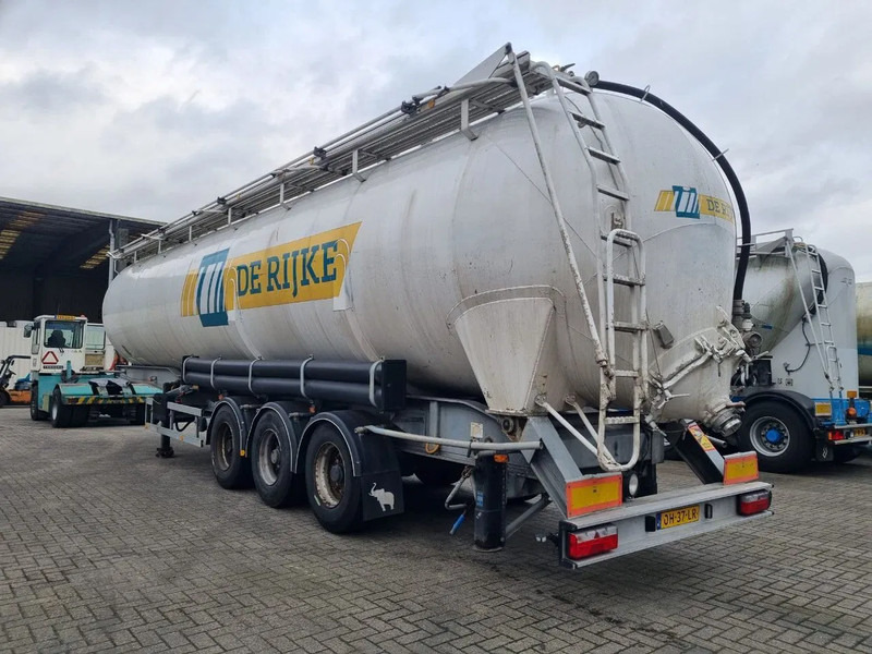 Benalu T39NLNEP - Tanker semi-trailer: picture 4 Benalu T39NLNEP - Tanker semi-trailer: picture 4