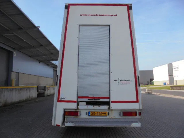 Curtain side truck DAF LF 45: picture 7