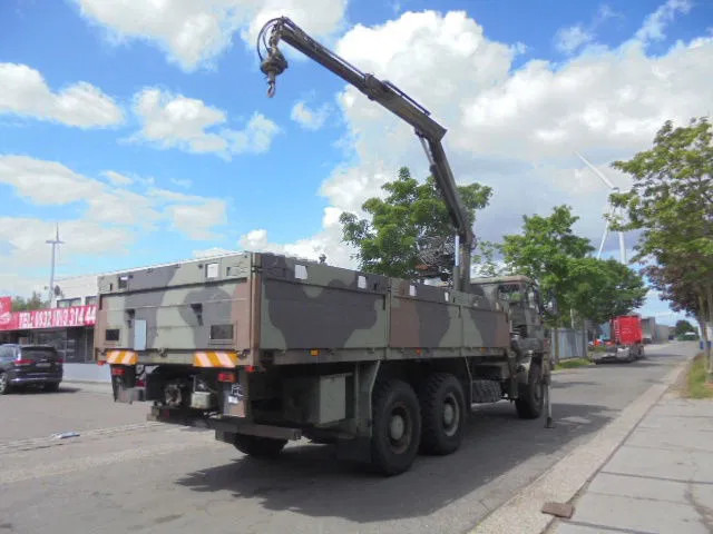 DAF YHZ 2300 6X6 + HIAB CRANE - Dropside/ Flatbed truck, Crane truck: picture 3 DAF YHZ 2300 6X6 + HIAB CRANE - Dropside/ Flatbed truck, Crane truck: picture 3