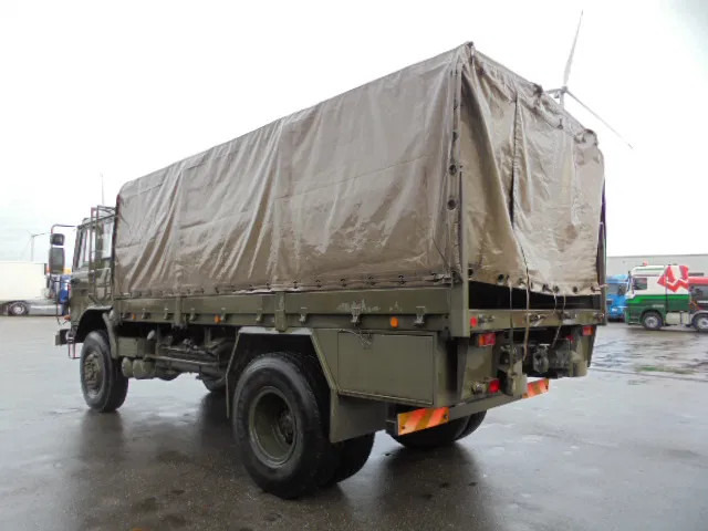 Curtain side truck DAF YLM 4442 NT 4X4: picture 6