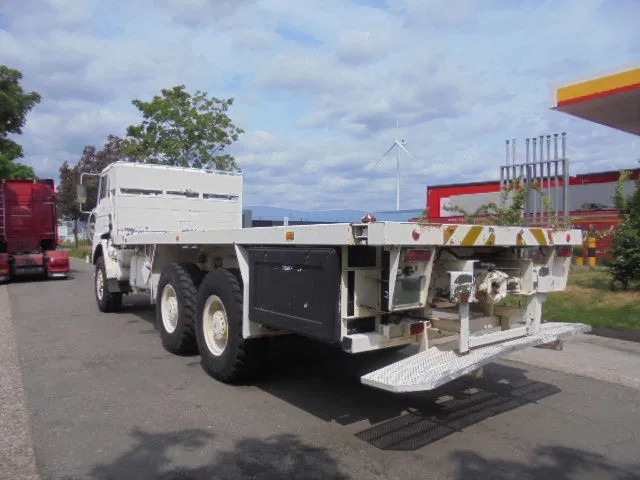 DAF YTZ 2300 6X6 FULL STEEL - Dropside/ Flatbed truck: picture 4 DAF YTZ 2300 6X6 FULL STEEL - Dropside/ Flatbed truck: picture 4