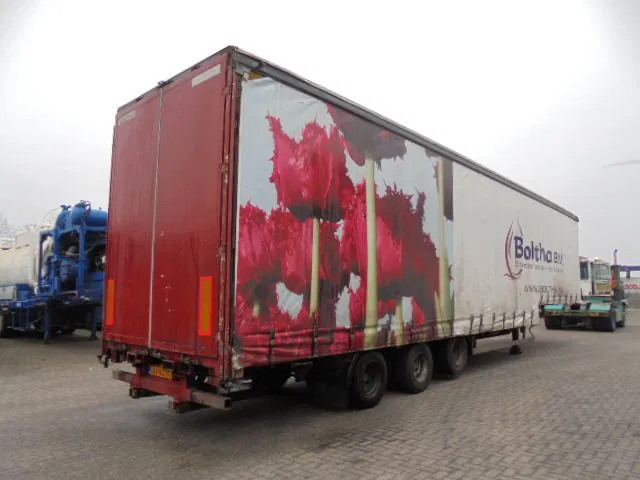Happy Trailer ONCZ 42-327A - Low loader semi-trailer: picture 4 Happy Trailer ONCZ 42-327A - Low loader semi-trailer: picture 4