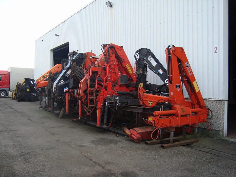 Hiab ALLTYPE YEARS AND PRICES HIAB PALFINGER HMF ATLAS KENNIS - Truck mounted crane: picture 3 Hiab ALLTYPE YEARS AND PRICES HIAB PALFINGER HMF ATLAS KENNIS - Truck mounted crane: picture 3