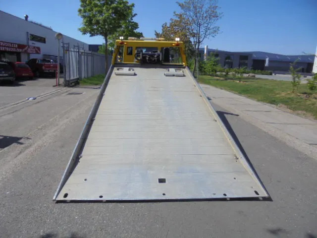 MAN TGL 8-220 - Autotransporter truck: picture 5 MAN TGL 8-220 - Autotransporter truck: picture 5