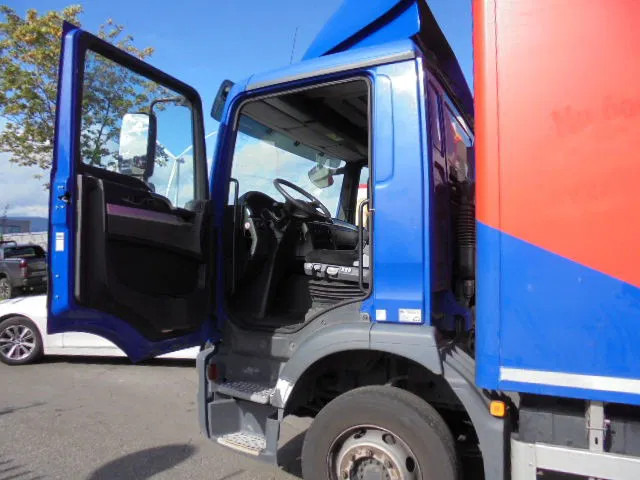 Box truck MAN TGM 12.250: picture 17