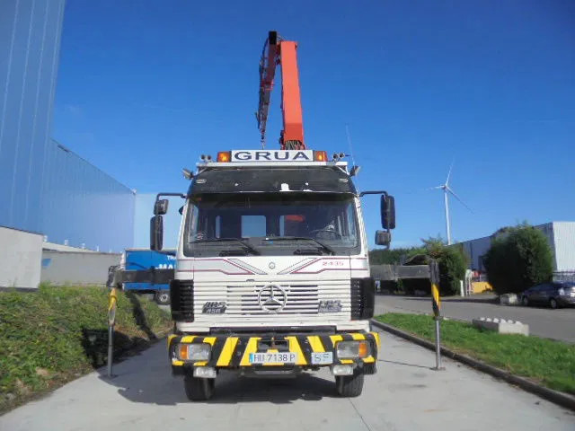 Mercedes-Benz 2435 S/6X2/4 + ROBSON DRIVE - Tow truck: picture 3 Mercedes-Benz 2435 S/6X2/4 + ROBSON DRIVE - Tow truck: picture 3