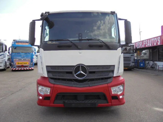 Mercedes-Benz ACTROS 2340 6X2 - Autotransporter truck: picture 2 Mercedes-Benz ACTROS 2340 6X2 - Autotransporter truck: picture 2