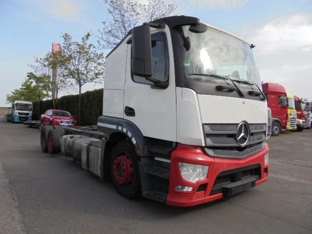 Mercedes-Benz Actros 2336 LL 6X2 EUR 6 - Autotransporter truck: picture 3 Mercedes-Benz Actros 2336 LL 6X2 EUR 6 - Autotransporter truck: picture 3