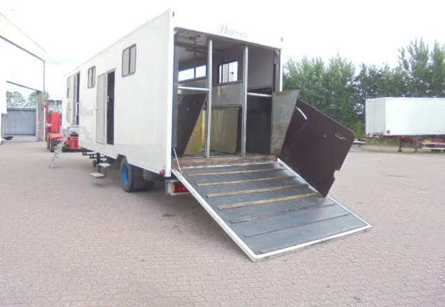 Livestock semi-trailer Netam ONCZ 16/108 002 NL KENTEKEN: picture 11 Livestock semi-trailer Netam ONCZ 16/108 002 NL KENTEKEN: picture 11