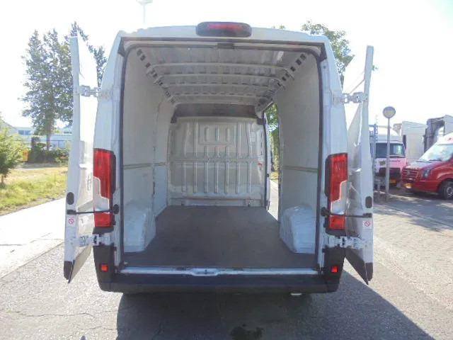 Opel Movano L3H2 2.2L BLUE HDI 140 - Panel van: picture 5 Opel Movano L3H2 2.2L BLUE HDI 140 - Panel van: picture 5