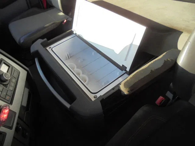 Renault T 430 6X2 NL TRUCK APK TUV 03-26 leasing Renault T 430 6X2 NL TRUCK APK TUV 03-26: picture 11 Renault T 430 6X2 NL TRUCK APK TUV 03-26 leasing Renault T 430 6X2 NL TRUCK APK TUV 03-26: picture 11