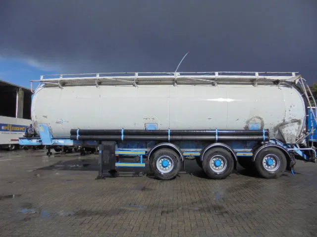 SPITZER BP SK 50 - Tanker semi-trailer: picture 2 SPITZER BP SK 50 - Tanker semi-trailer: picture 2