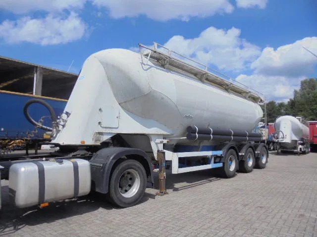 SPITZER BPSF50 - Tanker semi-trailer: picture 1 SPITZER BPSF50 - Tanker semi-trailer: picture 1