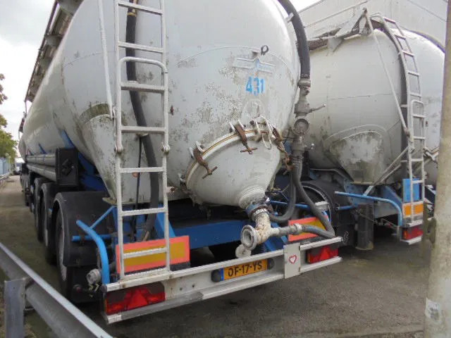 SPITZER EUROVRAC BP SK50 - Tanker semi-trailer: picture 4 SPITZER EUROVRAC BP SK50 - Tanker semi-trailer: picture 4