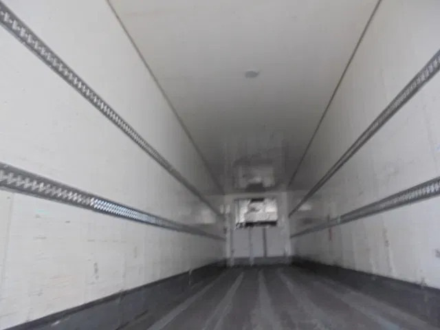 Talson F 1227 - Closed box semi-trailer: picture 5 Talson F 1227 - Closed box semi-trailer: picture 5
