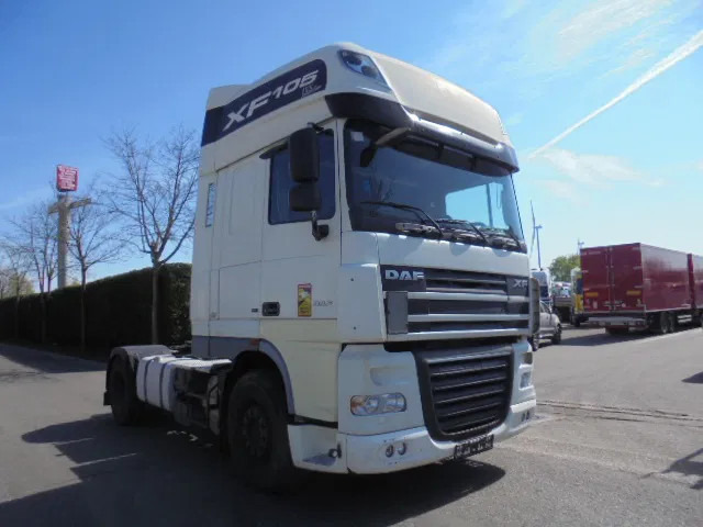 DAF XF 105.460 SUPERSPACE - Tractor truck: picture 3 DAF XF 105.460 SUPERSPACE - Tractor truck: picture 3