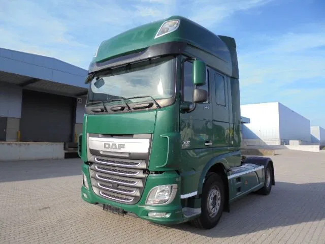 DAF XF 106.460 SUPER SPACE CAB - Tractor truck: picture 1 DAF XF 106.460 SUPER SPACE CAB - Tractor truck: picture 1