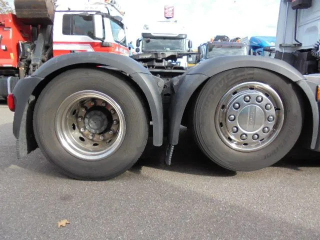 DAF XF 440 6X2 - Tractor truck: picture 4 DAF XF 440 6X2 - Tractor truck: picture 4