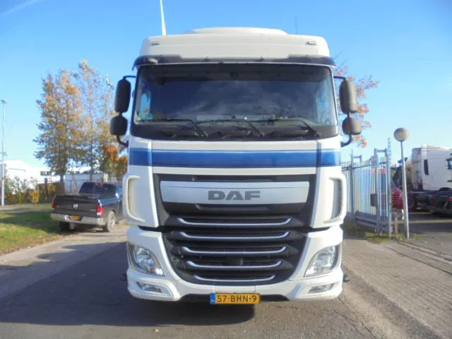 DAF XF 440 6X2 + HYDROSET TUV 10-2026 - Tractor truck: picture 2 DAF XF 440 6X2 + HYDROSET TUV 10-2026 - Tractor truck: picture 2